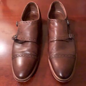 Johnston and Murphy men’s cap toe shoes